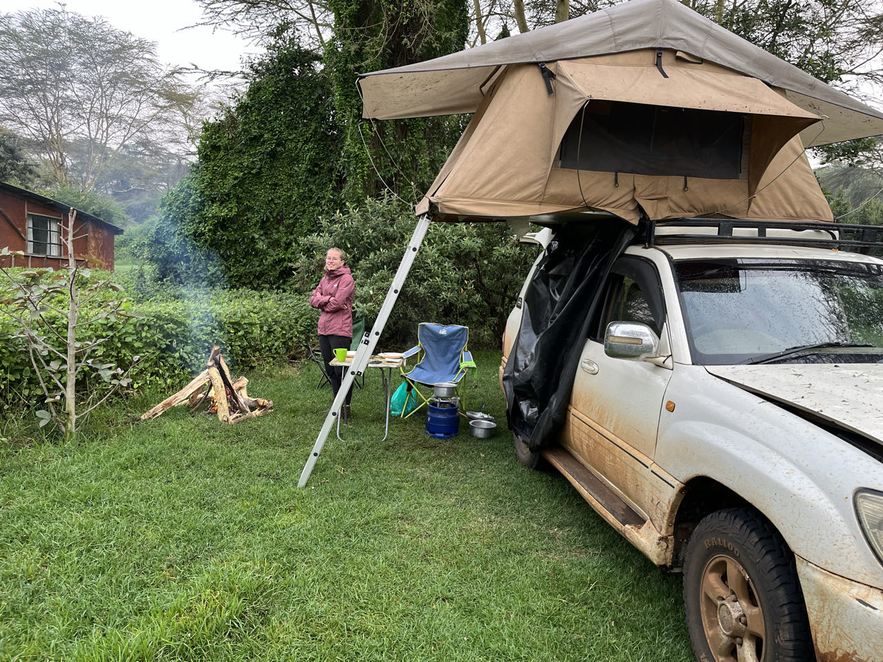 4x4 Car Rental with a rooftop tent