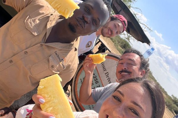 Charis 4x4 car hire Kenya with a Chauffeur Guide